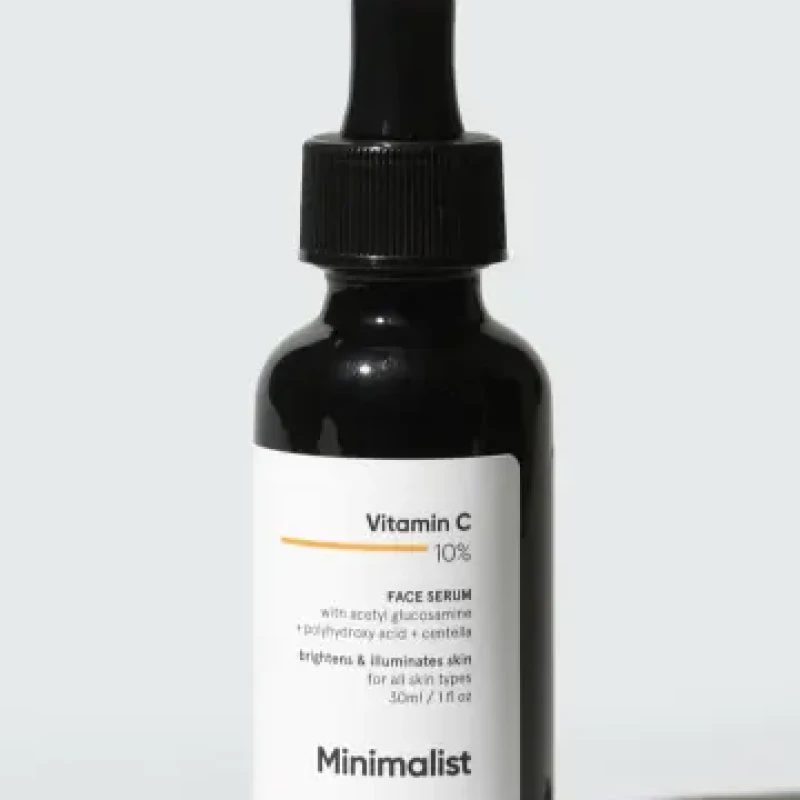 Minimalist Vitamin C Serum: For glowing skin